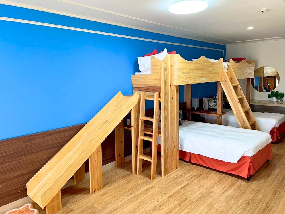 ファミリー ルーム 禁煙 客室6 | ライカム ファミリー リゾート ホテル