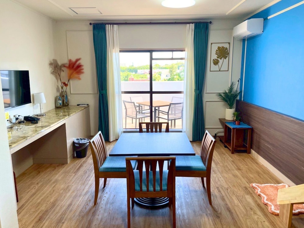 ファミリー ルーム 禁煙 客室5 | ライカム ファミリー リゾート ホテル