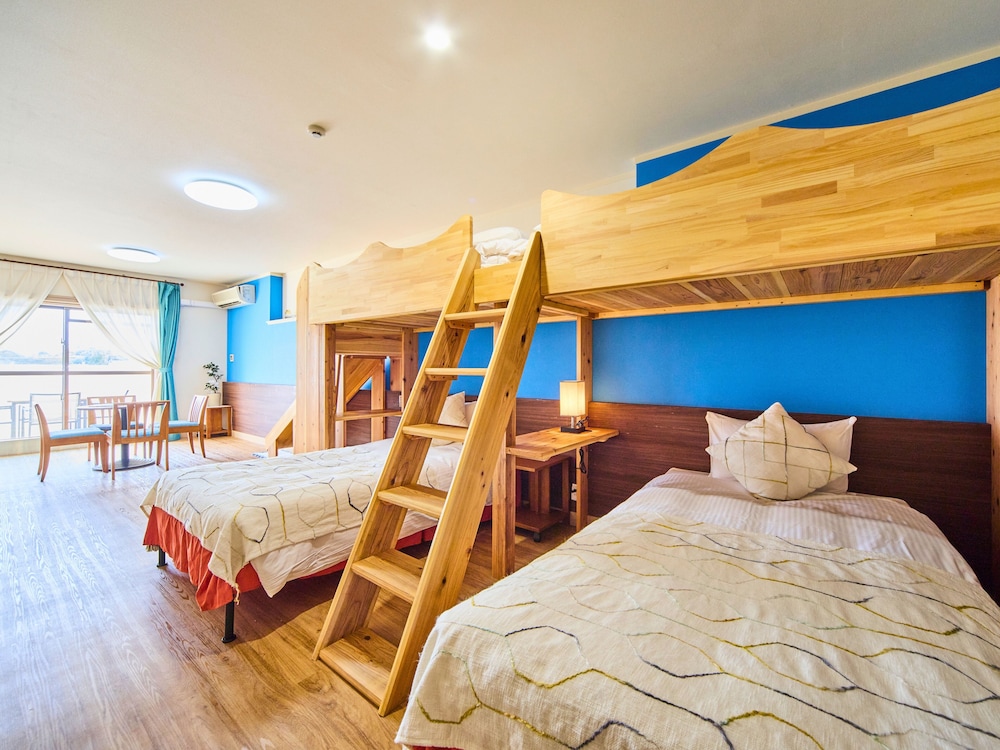 ファミリー ルーム 禁煙 客室15 | ライカム ファミリー リゾート ホテル