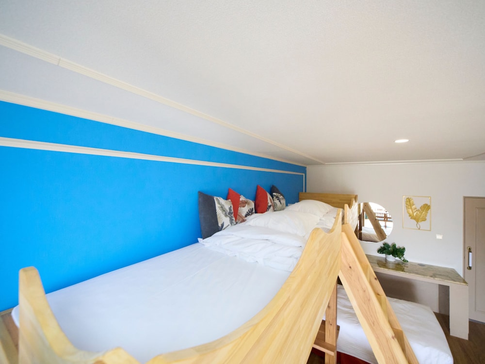 ファミリー ルーム 禁煙 客室19 | ライカム ファミリー リゾート ホテル