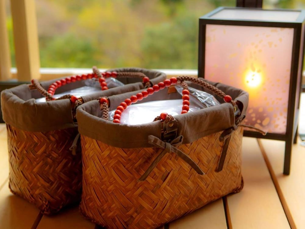 【露天風呂付】ハリウッドツイン 36平米 客室1 | 月の宿 紗ら