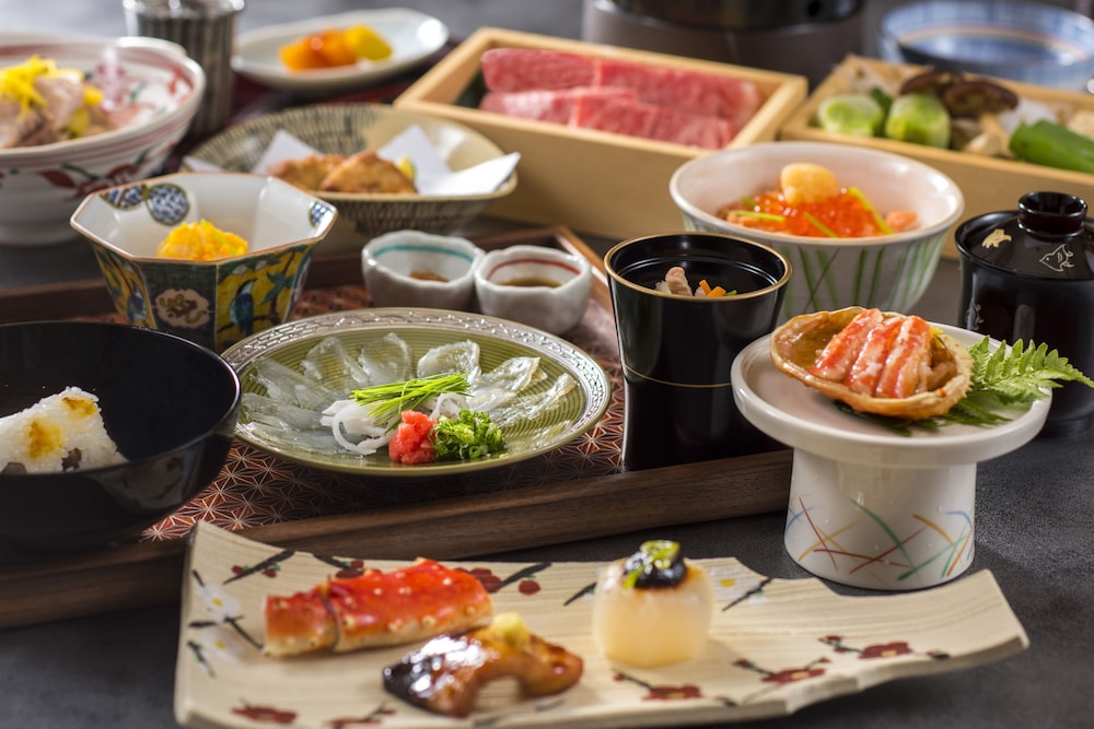 レストラン1 | 箱根強羅温泉 雪月花 別邸 翠雲 レストラン1 | 箱根強羅温泉 雪月花 別邸 翠雲