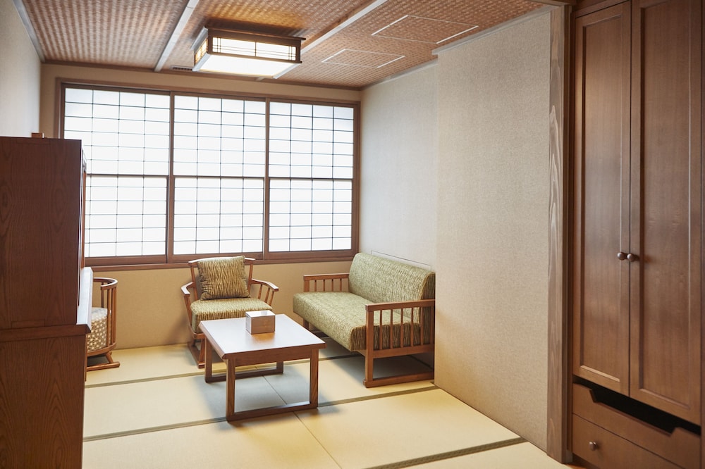 和トリプル 禁煙 客室風呂付 客室5 | 湯けむりの宿 雪の花