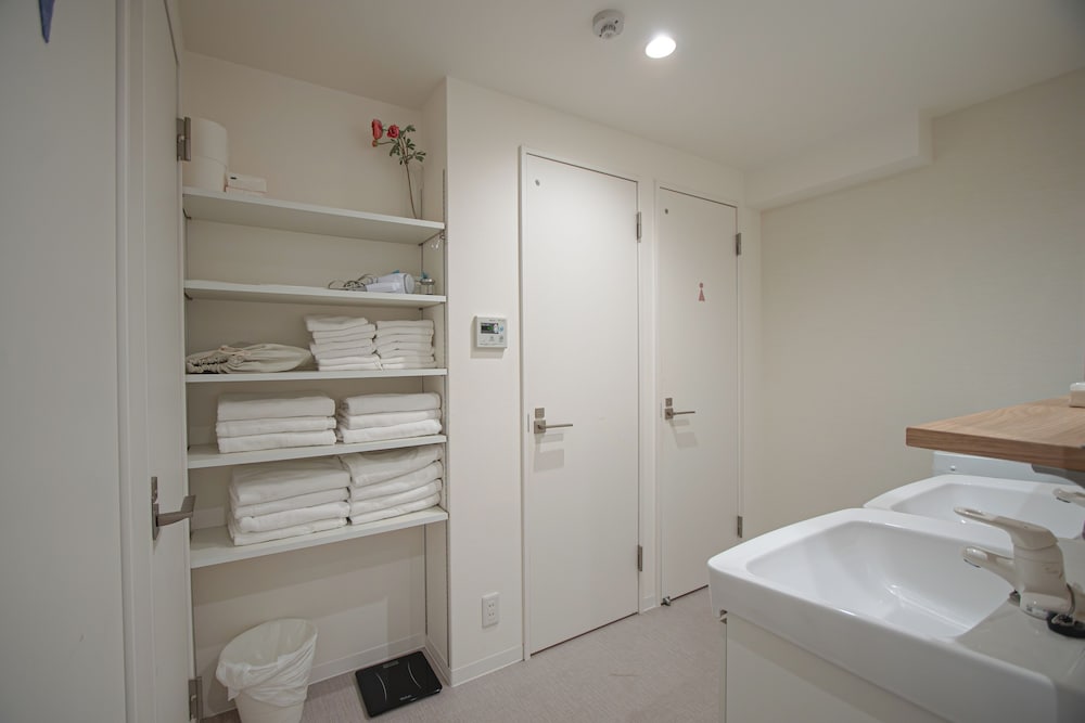 デラックス アパートメント (501) バスルーム3 | INOVE VILLA OSAKA