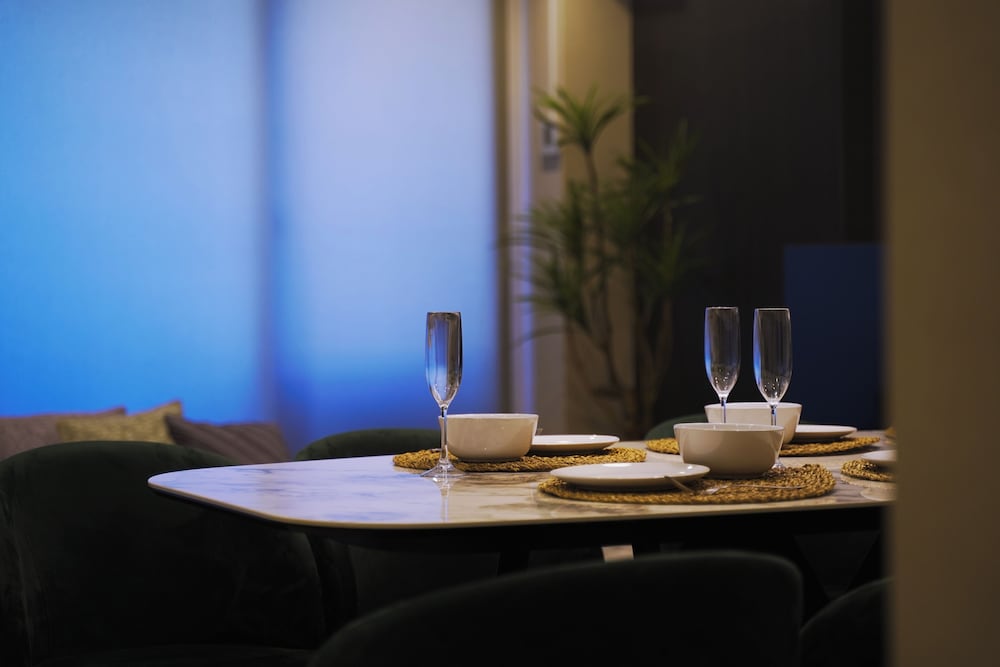 デラックス アパートメント (601) ダイニングルーム5 | INOVE VILLA OSAKA