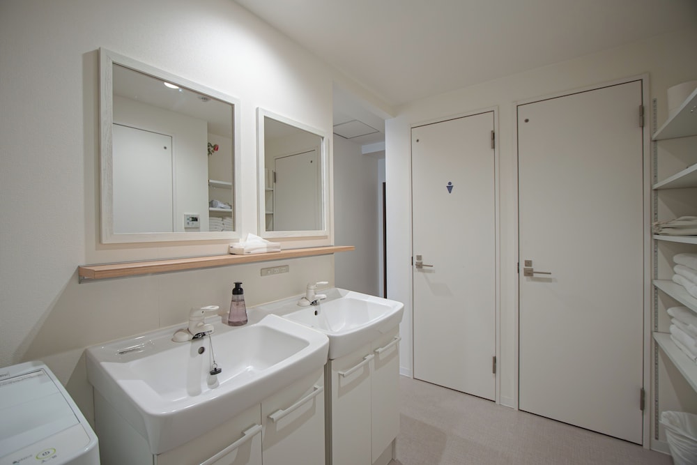 デラックス アパートメント (501) バスルーム2 | INOVE VILLA OSAKA