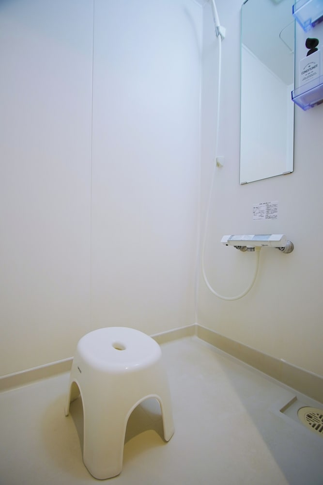 デラックス アパートメント (401) バスルーム2 | INOVE VILLA OSAKA