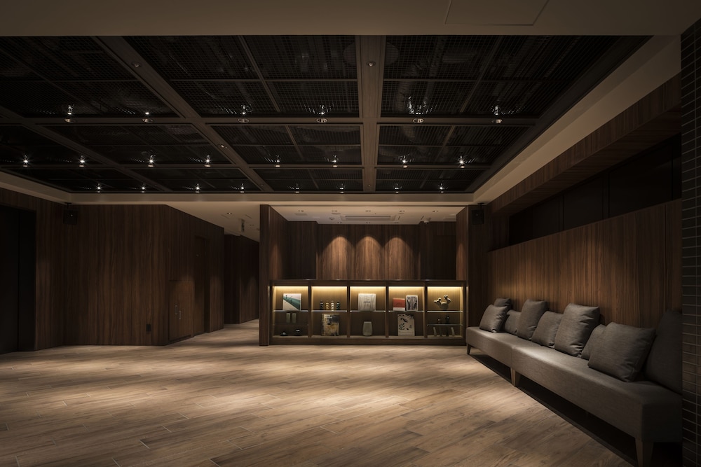 フロント1 | ネストホテル広島八丁堀