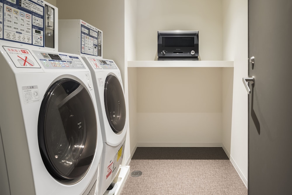 ダブルルーム 禁煙 (14㎡) ランドリー0 | ネストホテル広島八丁堀