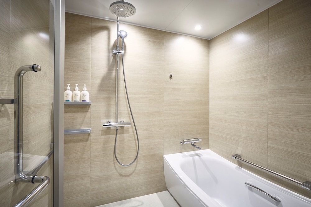 スイート 1 ベッドルーム (Forest View) バスルーム0 | ANAホリデイ・インリゾート軽井沢 by IHG