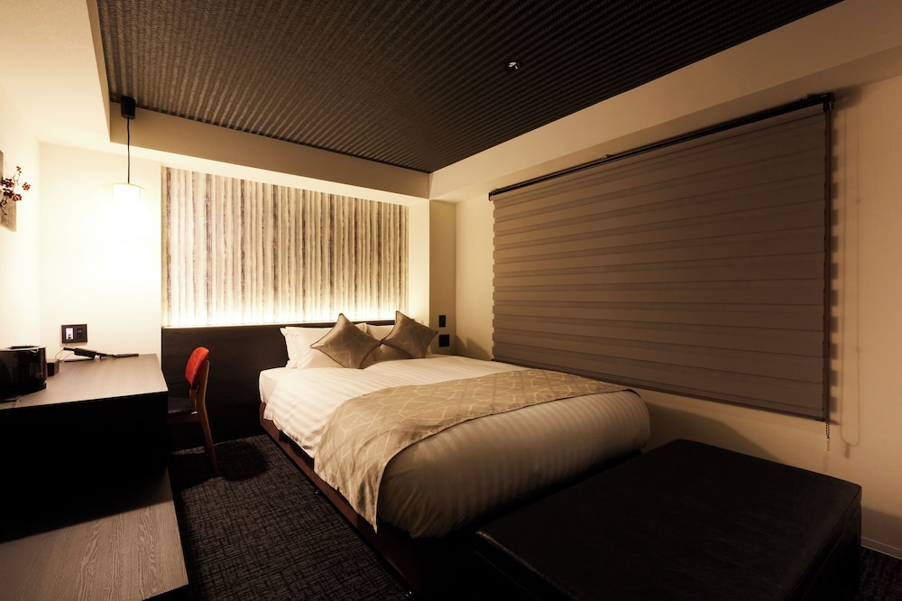 スタンダード ダブルルーム 客室1 | Rinn Kamiebisu