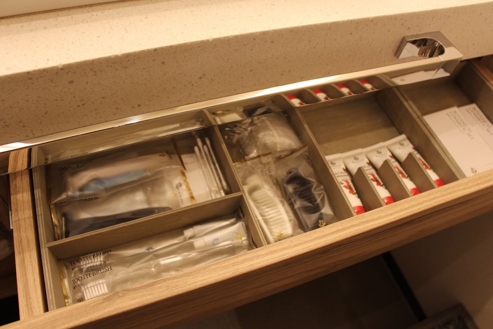 デラックスコーナーツインルーム (3名利用) 34平米 禁煙 バスルームの設備0 | THE BLOSSOM HIBIYA