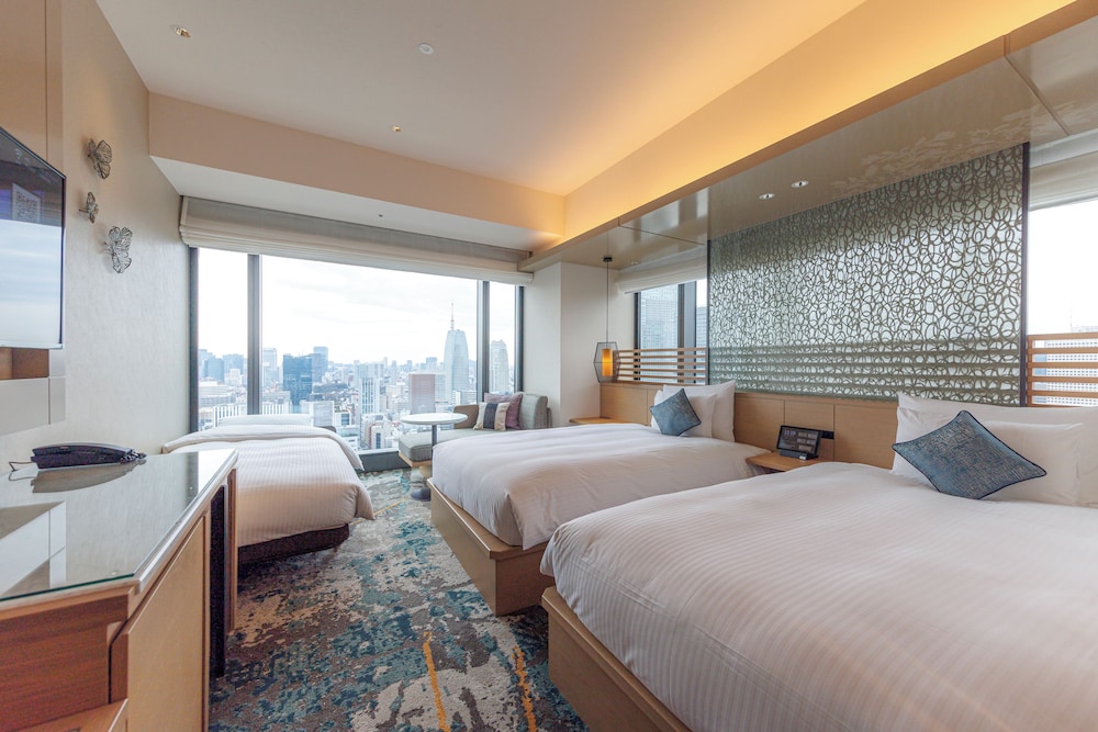 デラックスコーナーツインルーム (3名利用) 34平米 禁煙 | THE BLOSSOM HIBIYA