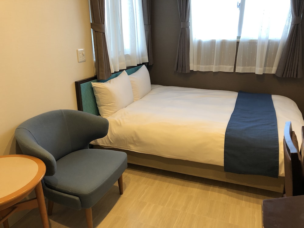 ダブルルーム 専用シャワー付 客室1 | ゲストハウスおり姫