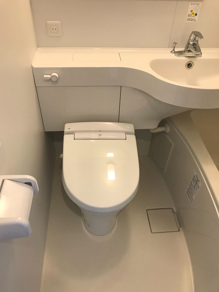 スタンダードセミダブル バスルーム1 | 御徒町アーバンホテル