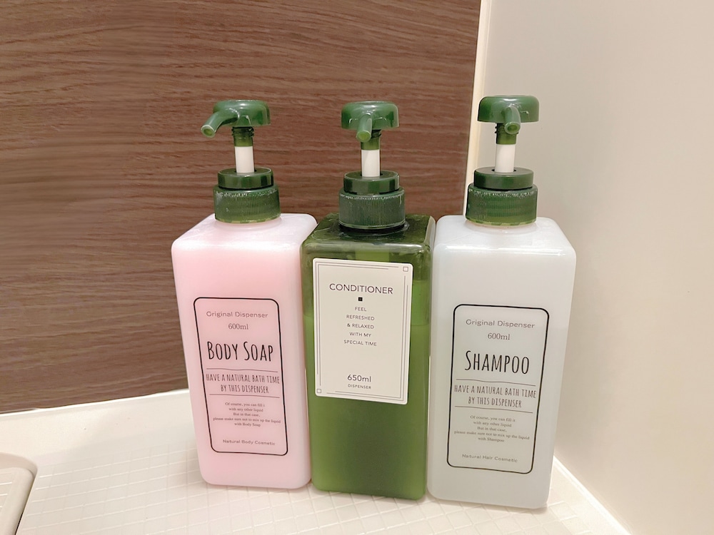 スタンダード ダブルルーム バスルーム1 | Book Tea Bed 新宿御苑