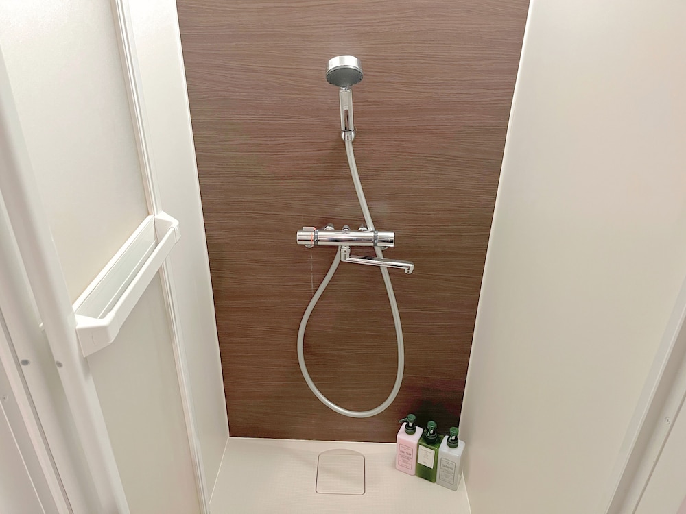 スタンダード ダブルルーム バスルーム0 | Book Tea Bed 新宿御苑