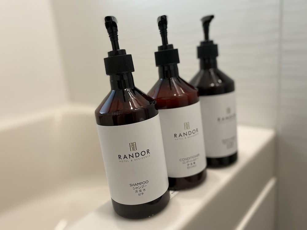 プレミアム スイート ベッドルーム (複数) シティビュー バスルームの設備1 | ランドーレジデンスすすきのスイーツ