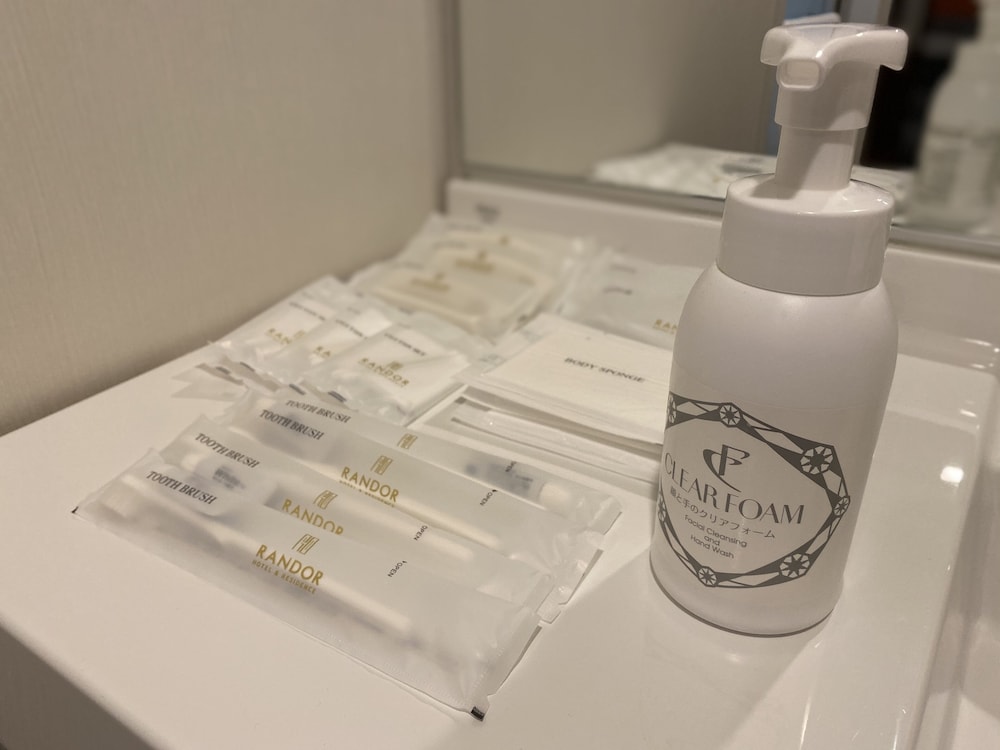 プレミアム スイート ベッドルーム (複数) シティビュー バスルームの設備2 | ランドーレジデンスすすきのスイーツ