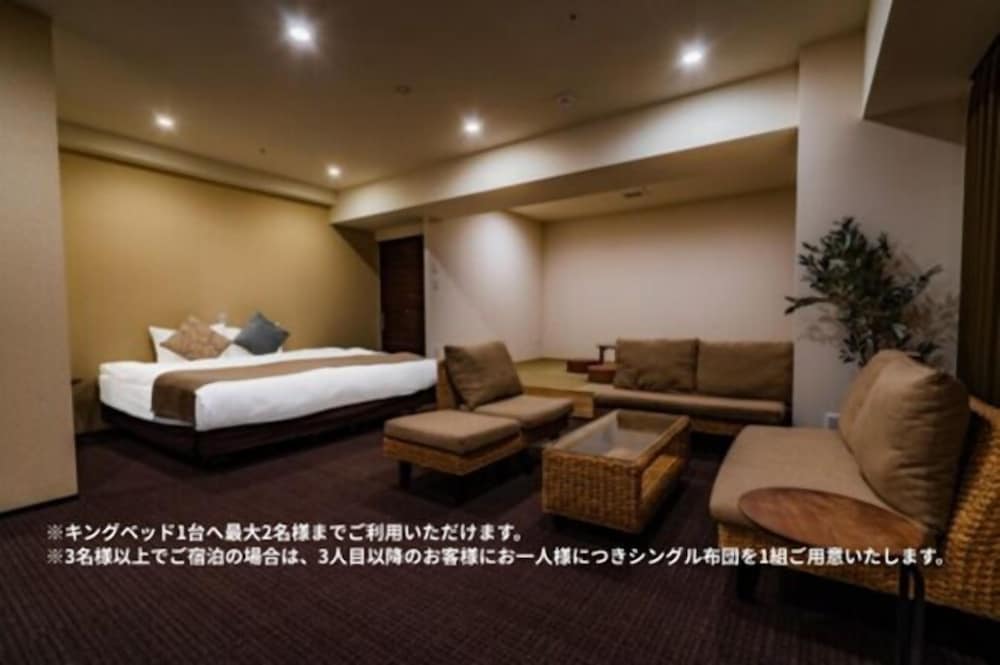 ロイヤル スイート ベッド (複数台) | ランドーレジデンシャルホテル札幌スイーツ