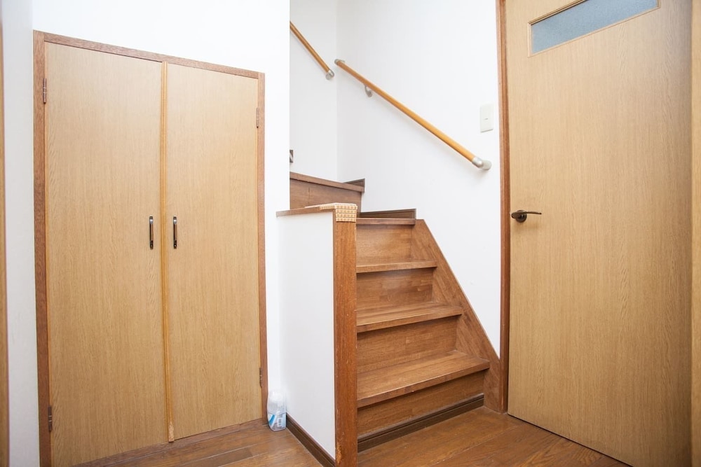 階段1 | 大正ファミリーコンドミニアム