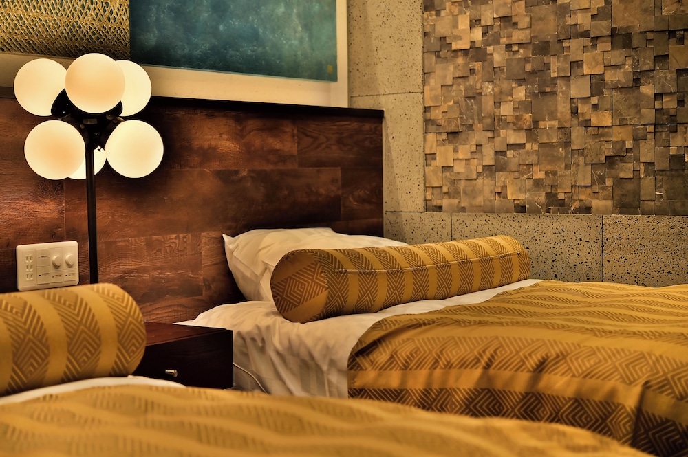 [瑪瑙] 温泉露天風呂付客室 夕日百選の堂ヶ島と駿河湾を一望 禁煙 客室3 | 繭二梁