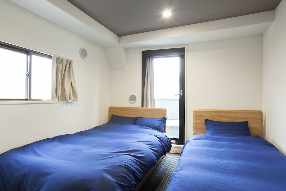 スタンダード ツインルーム バルコニー 客室2 | 44824 ココロイン浅草蔵前 (心心樂)