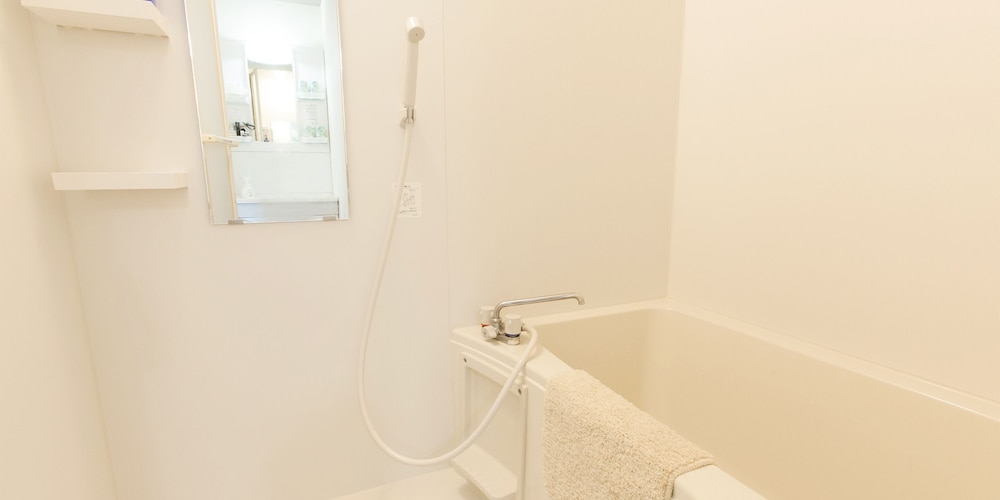 ファミリー ルーム バルコニー バスルーム1 | 44824 ココロイン浅草蔵前 (心心樂)