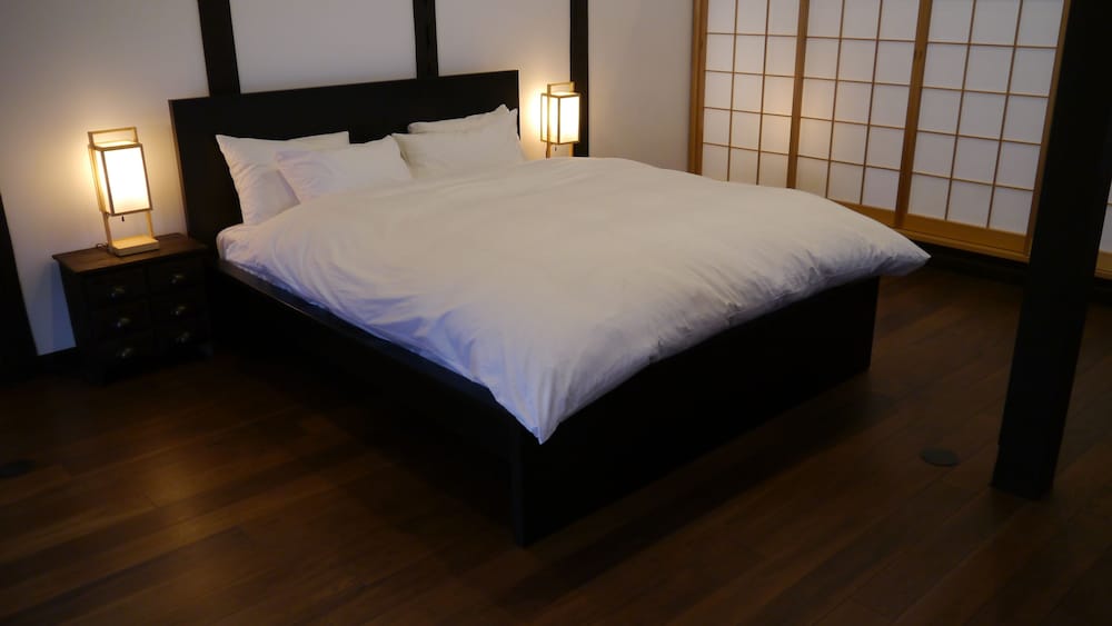 町家一棟まるまる 客室3 | Canal House Takasegawa