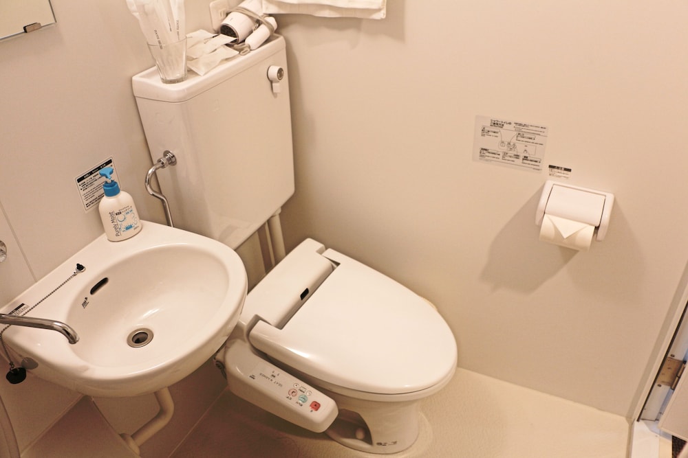 ルーム (502) バスルーム1 | 秋葉原 旅荘 中川