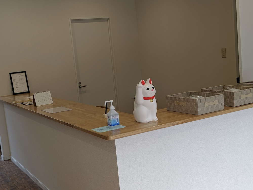 フロント1 | 街のホテル フロント1 | 街のホテル