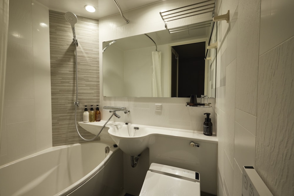 スタンダード ダブルルーム バスルーム1 | アルフィットホテル アンド バー 赤坂