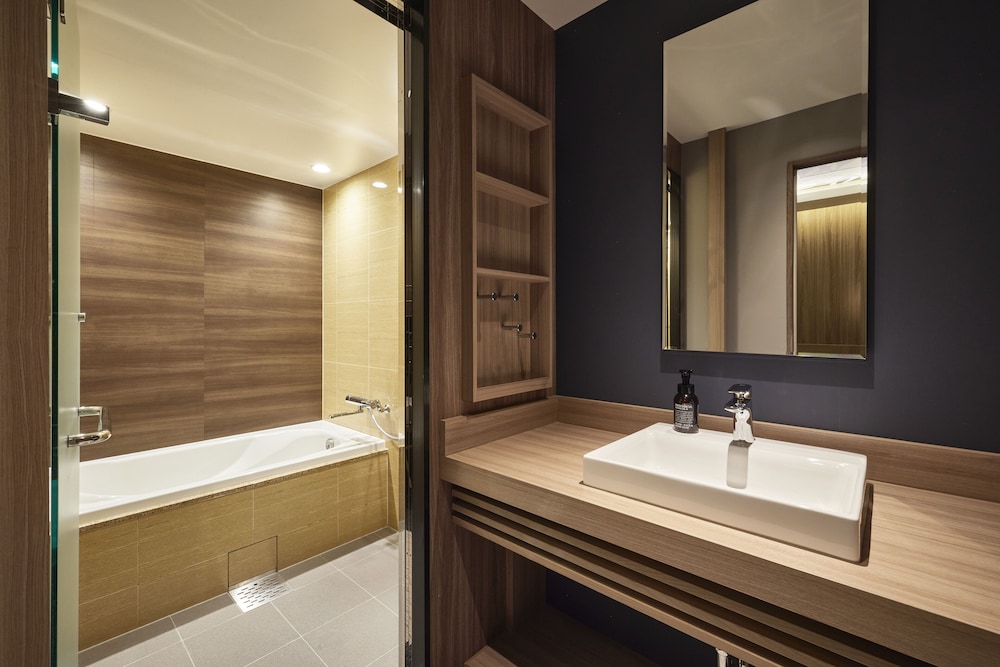 デラックス ルーム バスルーム0 | アルフィットホテル アンド バー 赤坂