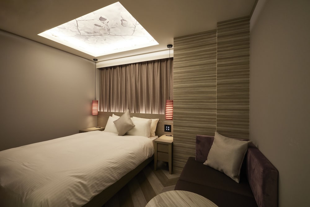 スタンダード ダブルルーム | アルフィットホテル アンド バー 赤坂