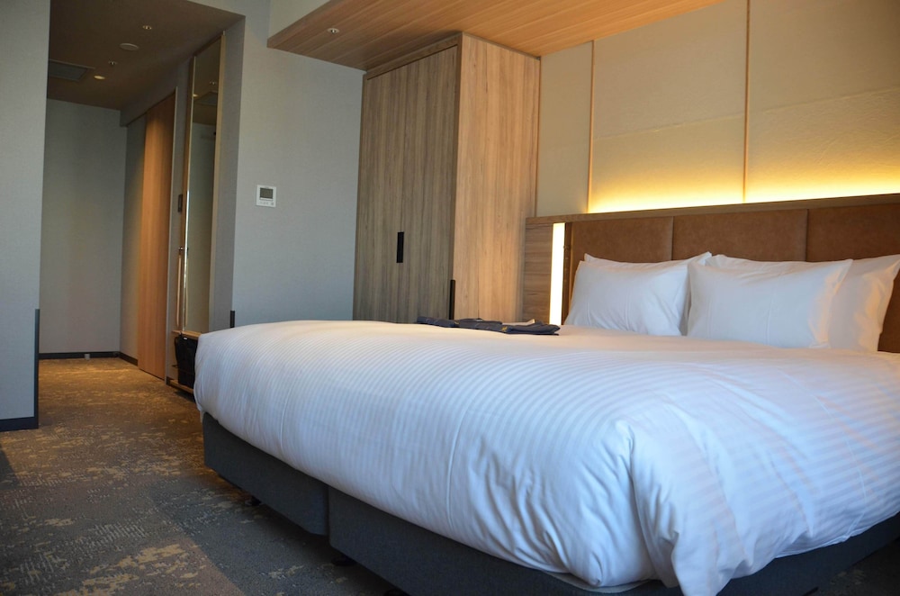 モデレートキングルーム 禁煙 (バスタブなし)(大人最大2名) 客室2 | THE BLOSSOM HAKATA Premier