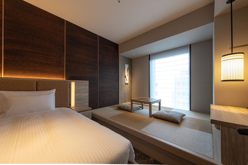コンフォートデラックスツイン 和 (NAGOMI) 禁煙(大人最大2名) 客室4 | THE BLOSSOM HAKATA Premier