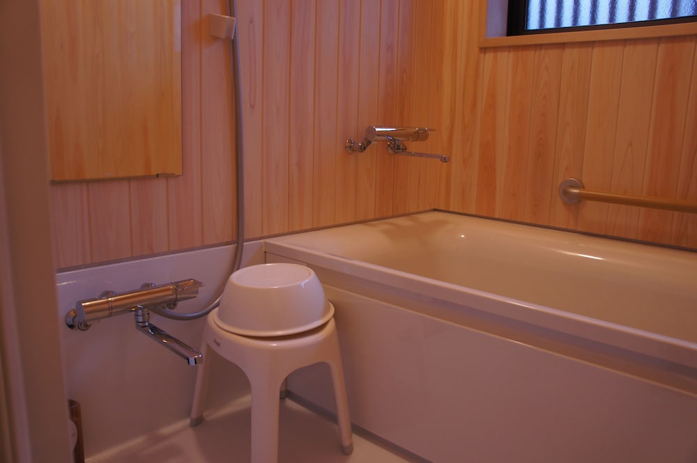 和室 スタンダードルーム バスルーム付 バスルーム0 | すみよしや旅館