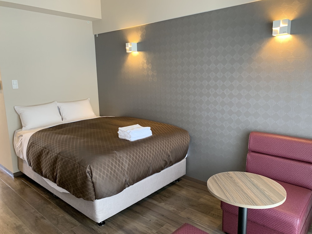 客室1 | CONDOMINIUM HOTEL Riyuka in KADENA 1