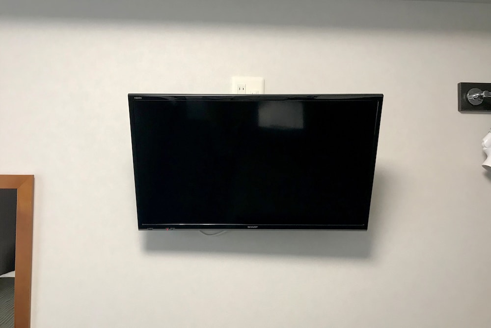 ダブルルーム 喫煙可 テレビ1 | ホテルトレンド岡崎駅前