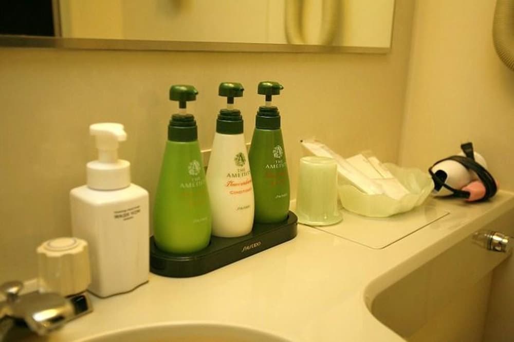 ダブルルーム 禁煙 客室の設備とサービス0 | サイプレスガーデンホテル