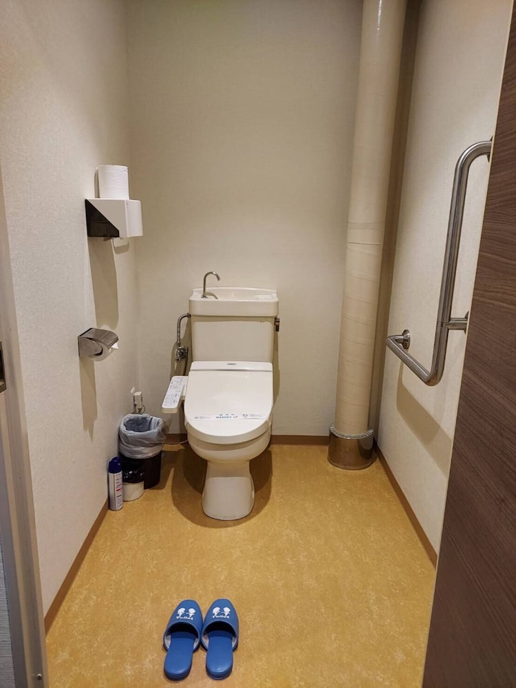 ツインルーム 禁煙 バスルーム0 | 入鹿温泉 ホテル瀞流荘