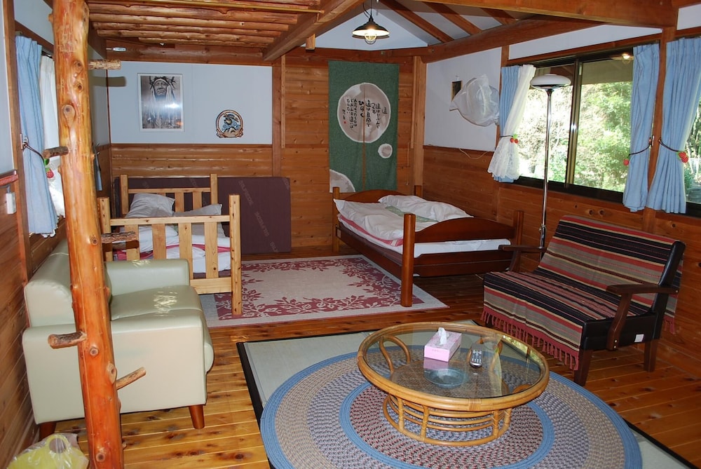 ログハウス大部屋タイプ お部屋タイプおまかせ 禁煙 客室1 | マウンテンドーム