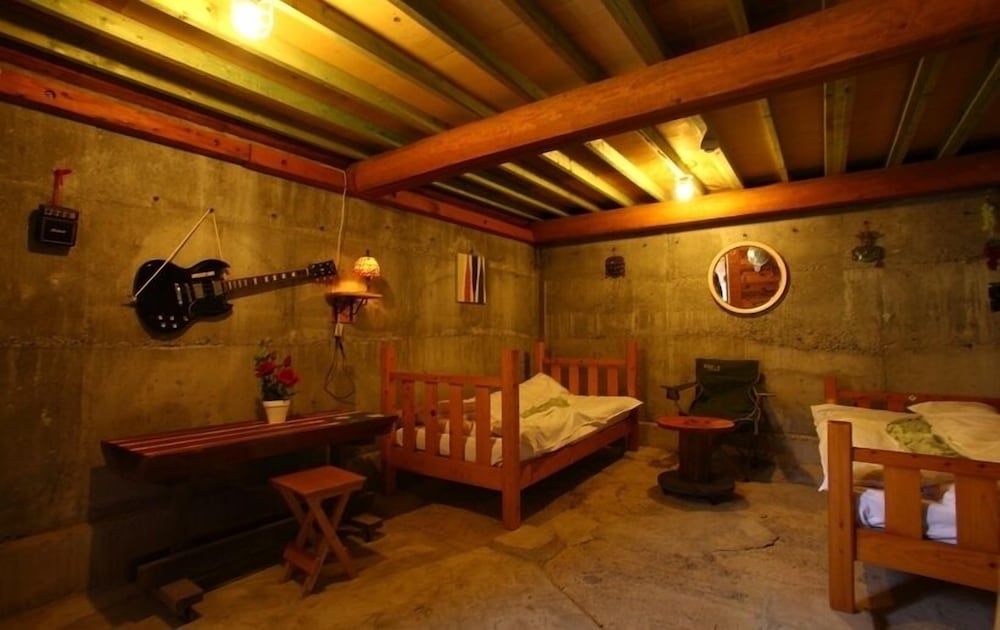 ログハウス小部屋タイプ お部屋タイプおまかせ 禁煙 客室1 | マウンテンドーム