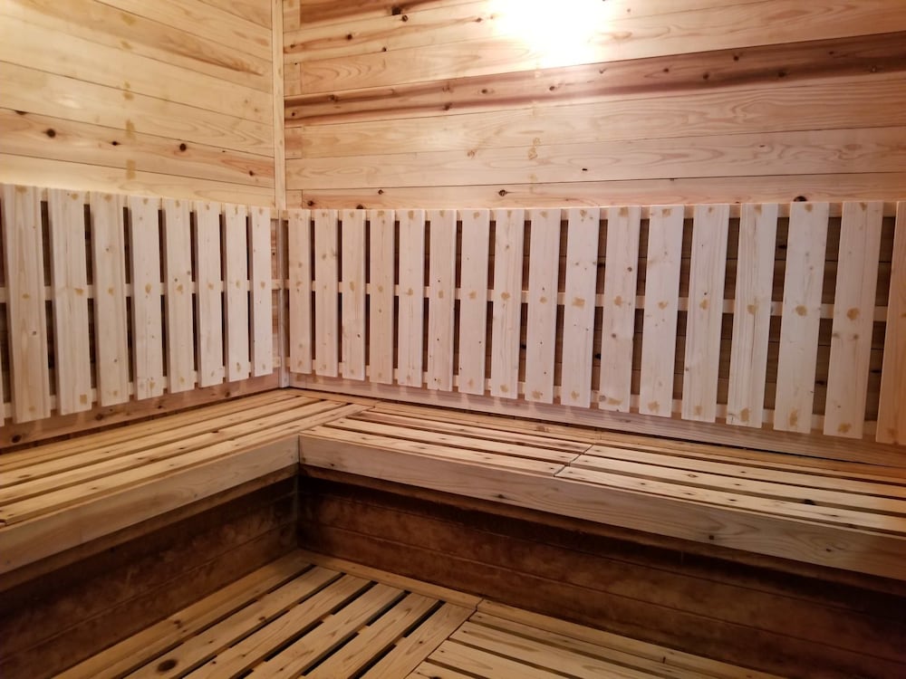 サウナ1 | HOTEL& 薬草風呂 ホテル スターらんど