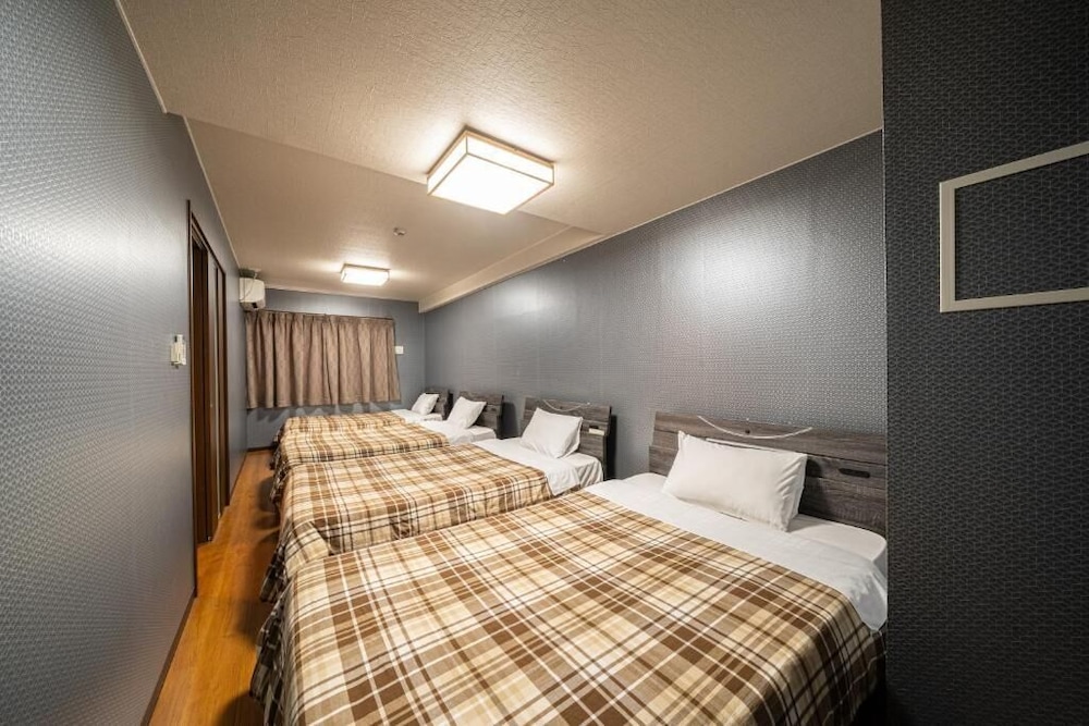 デラックス ファミリースイート 客室2 | Beppu Hostel U&T