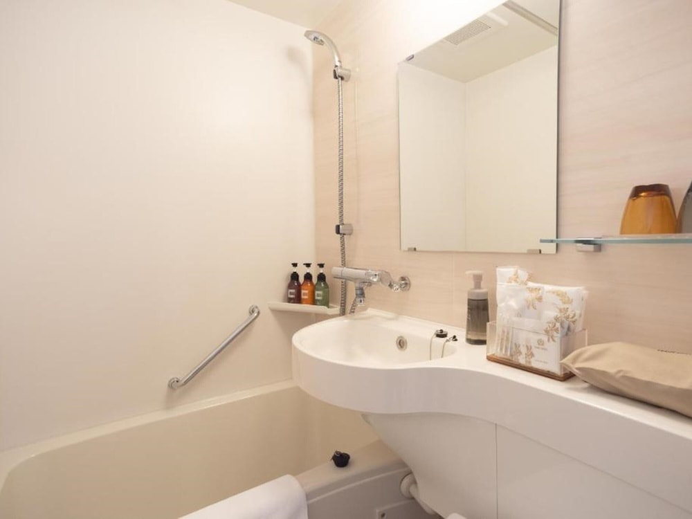 お部屋タイプおまかせ (禁煙) バスルーム0 | ライズホテル大阪北新地