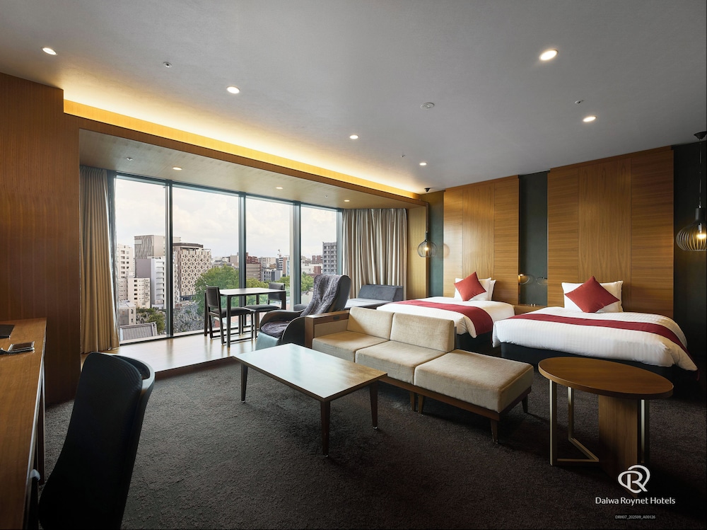 ダイワロイネットホテル博多冷泉 PREMIER
