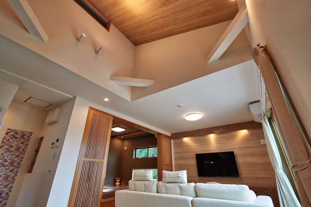 客室1 | 美らや - 八重岳別邸 -