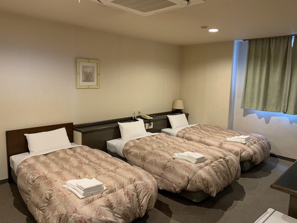 トリプルルーム 客室2 | Harvest Hotel