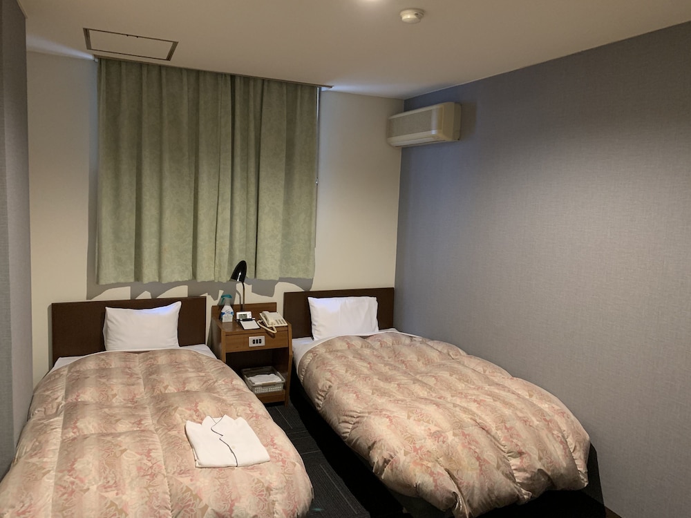 ツインルーム 客室1 | Harvest Hotel